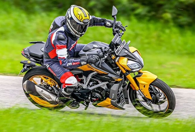 TVS Apache RTR 310 Features  Review 